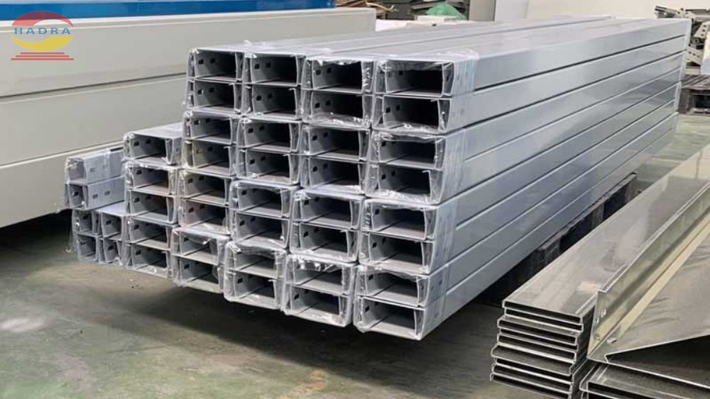 Nhiệt Độ Môi Trường Và Ảnh Hưởng Đến Tuổi Thọ Của Máng Cáp – Giải Pháp Bảo Vệ