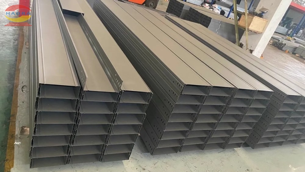 Thang Máng Cáp Sơn Tĩnh Điện – Độ Bền – Khả Năng Chống Ăn Mòn