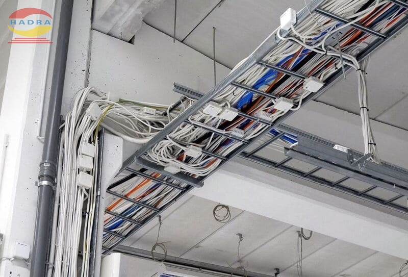 Cách Xử Lý Mối Nối Thang Máng Cáp Để Đảm Bảo Tiếp Địa An Toàn