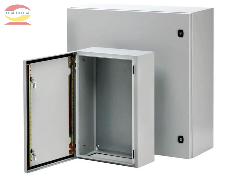Gia Công Vỏ Tủ Điện - Đột Dập CNC Tăng Độ Chính Xác Ra Sao?