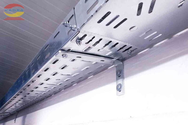 Khay Cáp Lắp Đặt Trong Chung Cư Có Khác Nhà Xưởng Không?