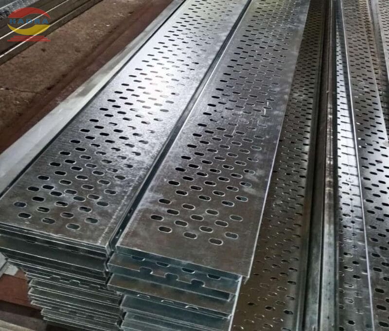 Máng Tôn Mạ Kẽm - Tôn ZAM Hay Tôn Mạ Kẽm Đáng Chọn Cho M&E?