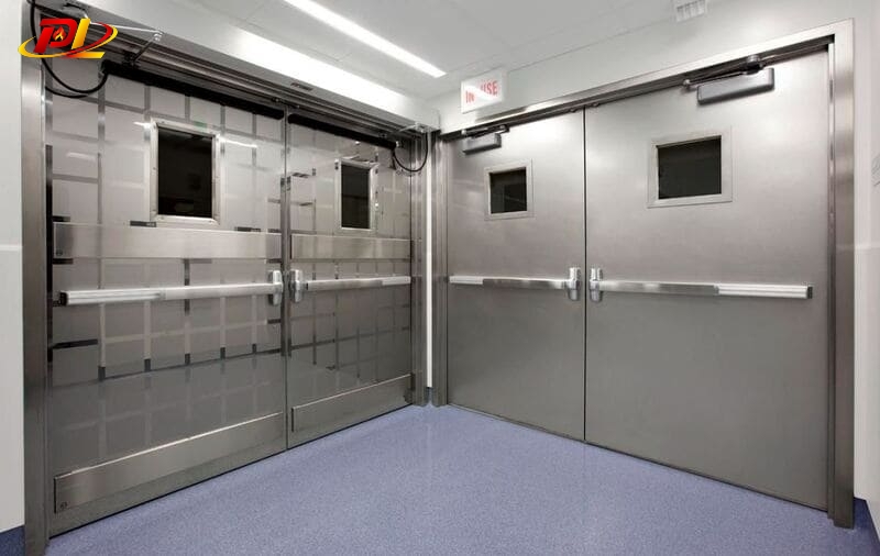 Cửa Chống Cháy Inox Cho Phòng Rác Bệnh Viện Có Bền Không?