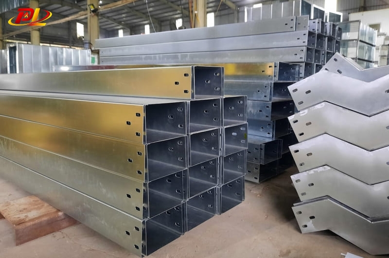 Máng Cáp Nhôm Gặp Đồng: 3 Cách Chặn Ăn Mòn Điện Hóa Hiệu Quả