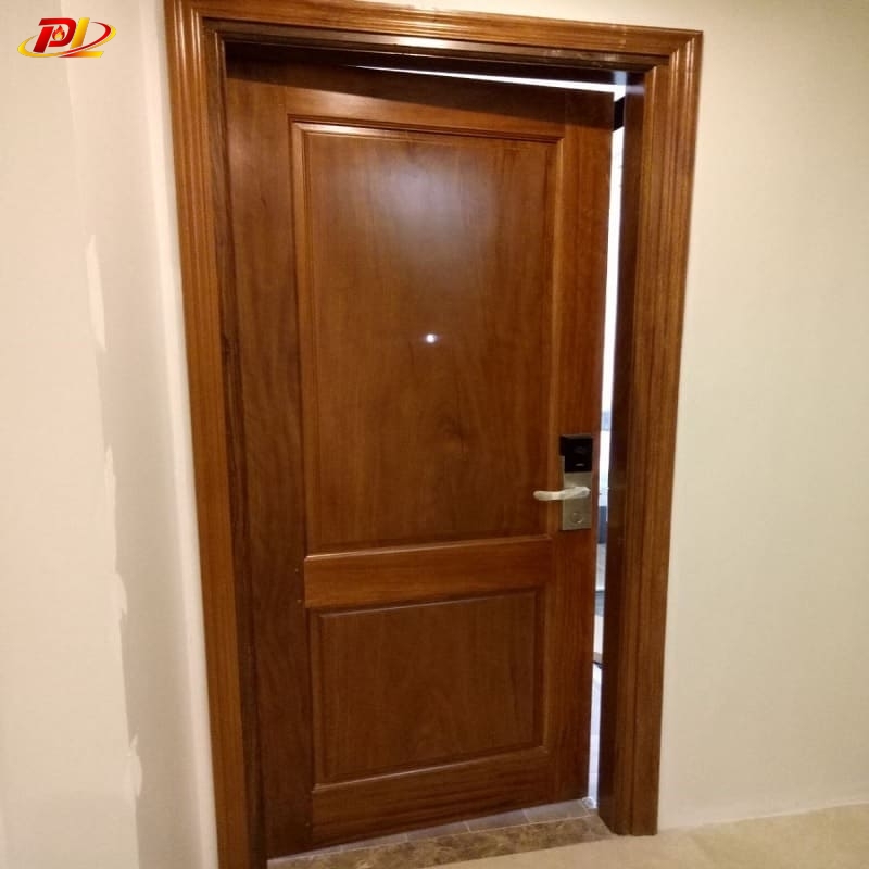 Cửa Thép Vân Gỗ Chung Cư Vân Lim Hay Vân Tần Bì Đẹp Hơn?